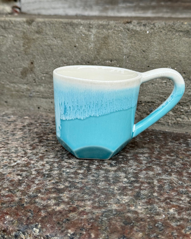 Faded - Kaffe kop med hank