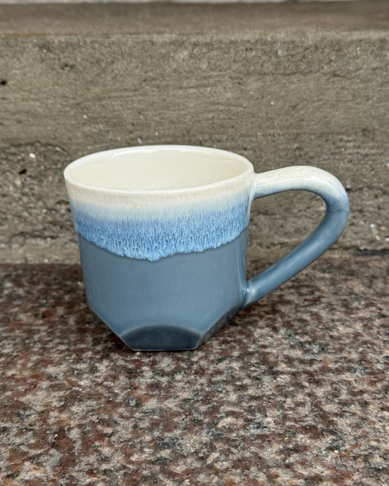 Faded - Kaffe kop med hank